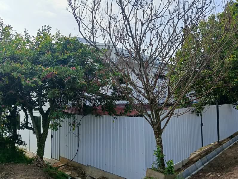 Semi-Detached House for Rent in Taman Pelangi (Johor Bahru) - Johnson Chong - Exterior - PropertyGuru.com.my