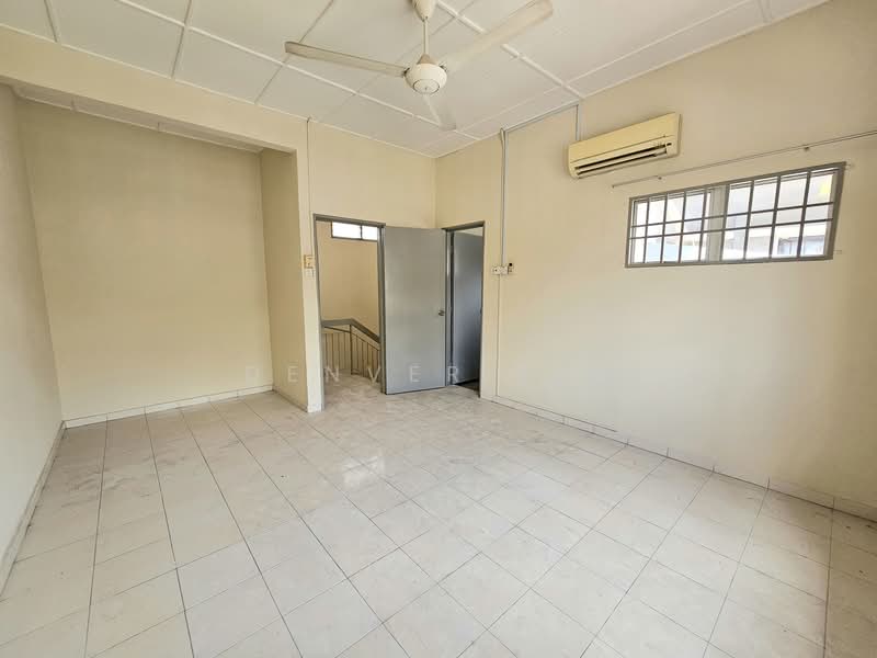 2.5-storey Terraced House for Sale in Bandar Mahkota Cheras (Cheras) - Denver Sin - Interior - PropertyGuru.com.my
