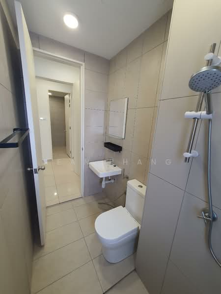 Service Residence for Rent at Kenwingston Avenue - Kean Phang - Bathroom - PropertyGuru.com.my