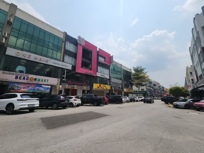 Shop for Rent in Bandar Puteri Puchong (Puchong) - Steven Tan - Exterior - PropertyGuru.com.my