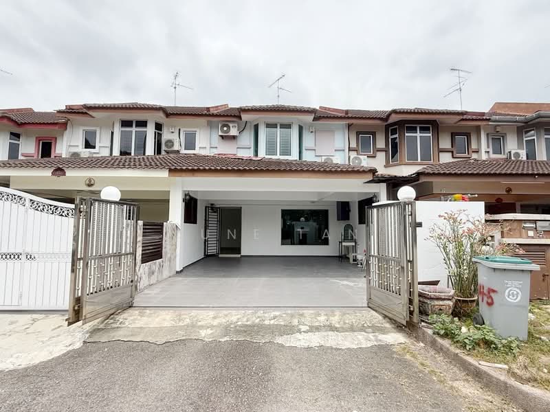 2-storey Terraced House for Sale in Taman Ehsan Jaya (Ulu Tiram) - June Tan - PropertyGuru.com.my