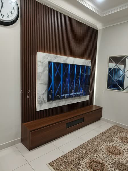 2-storey Terraced House for Sale in Taman Seri Austin (Tebrau) - Azlan Ismail aiproperty - Living Room - PropertyGuru.com.my