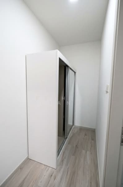 Condominium for Rent at South Brooks - Esther Tan - Corridor - PropertyGuru.com.my