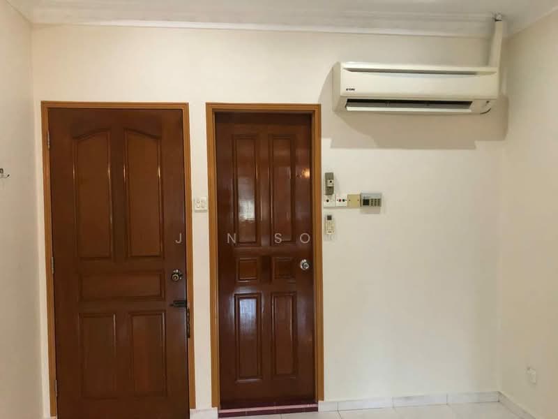 2-storey Terraced House for Sale in Taman Pelangi (Johor Bahru) - Jun Song - Entrance - PropertyGuru.com.my