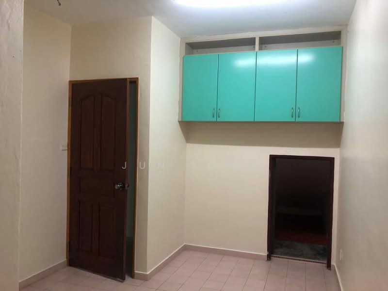 2-storey Terraced House for Sale in Taman Pelangi (Johor Bahru) - Jun Song - PropertyGuru.com.my