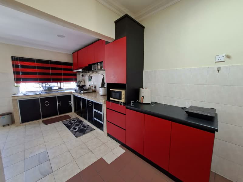 Rumah Teres 1 Tingkat untuk Dijual di Taman Sri Saujana (Kota Tinggi) - Christine Cham - Kitchen - PropertyGuru.com.my