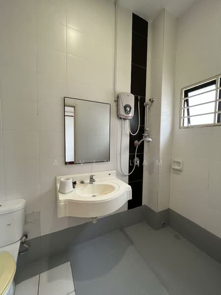 2-storey Terraced House for Rent in Bandar Puteri Puchong (Puchong) - Alvin Lam - Bathroom - PropertyGuru.com.my