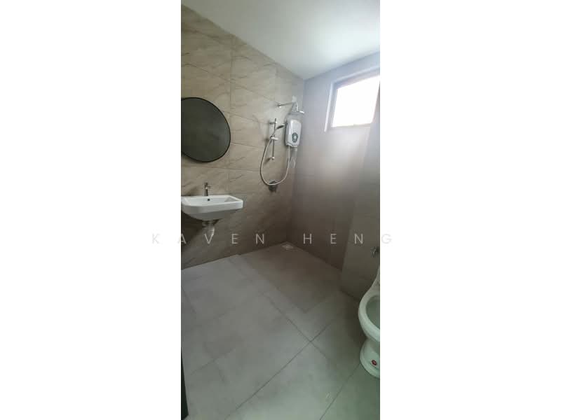 Condominium for Rent at The Holmes 2 - Kaven Heng - Bathroom - PropertyGuru.com.my
