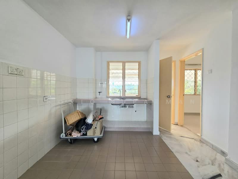 Condominium for Sale at Sri Jelatek - Thoriq Suparman - Kitchen - PropertyGuru.com.my
