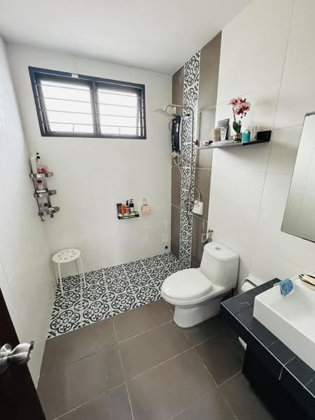 2-storey Terraced House for Sale in Denai Alam (Shah Alam) - Nahathir Shahabudin - Bathroom - PropertyGuru.com.my