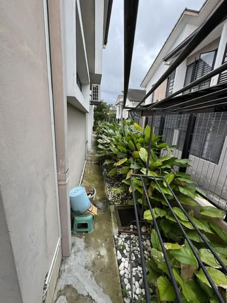 2-storey Terraced House for Sale in Denai Alam (Shah Alam) - Nahathir Shahabudin - Exterior - PropertyGuru.com.my