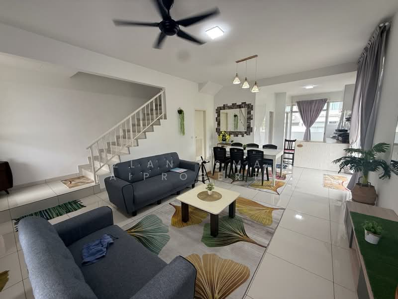 2-storey Terraced House for Sale in Setia Eco Gardens (Gelang Patah) - Azlan Ismail aiproperty - Living Room - PropertyGuru.com.my