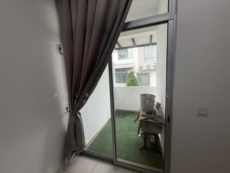 2-storey Terraced House for Sale in Setia Eco Gardens (Gelang Patah) - Azlan Ismail aiproperty - Balcony - PropertyGuru.com.my