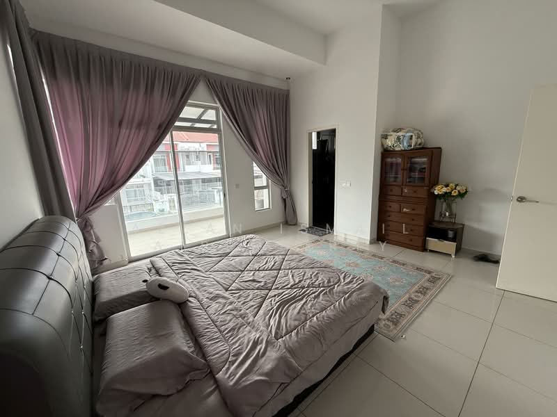 2-storey Terraced House for Sale in Setia Eco Gardens (Gelang Patah) - Azlan Ismail aiproperty - Bedroom - PropertyGuru.com.my