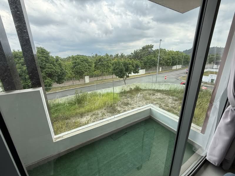 2-storey Terraced House for Sale in Setia Eco Gardens (Gelang Patah) - Azlan Ismail aiproperty - Balcony - PropertyGuru.com.my