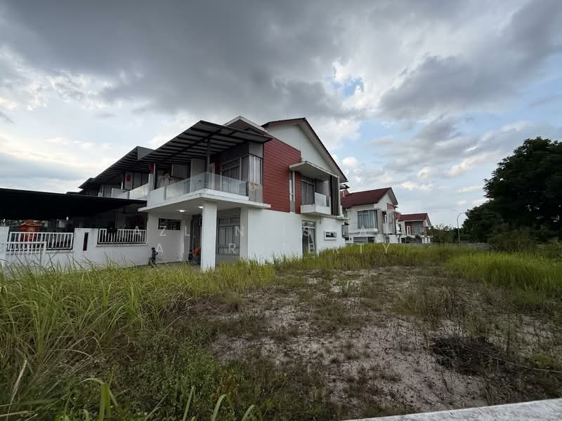 2-storey Terraced House for Sale in Setia Eco Gardens (Gelang Patah) - Azlan Ismail aiproperty - Exterior - PropertyGuru.com.my