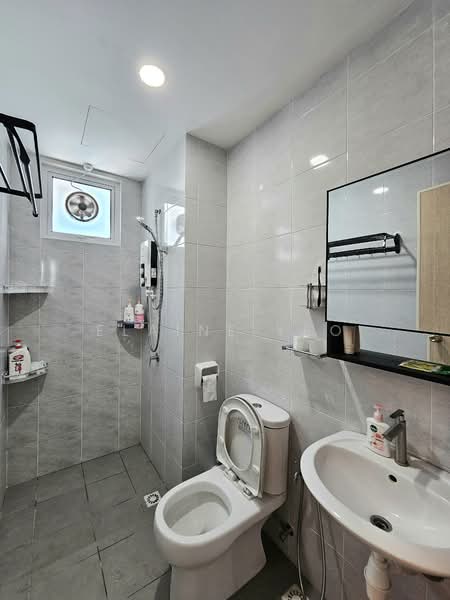 Condominium for Rent at i-Santorini - Elaine Yeo - Bathroom - PropertyGuru.com.my