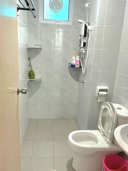 Condominium for Rent at i-Santorini - Elaine Yeo - Bathroom - PropertyGuru.com.my