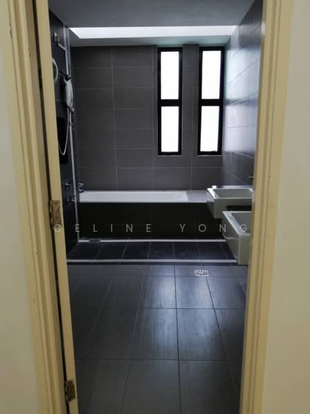 Taman Desa Tebrau untuk Untuk Disewa - RM 4,500 /bulan, Apr 2026 - Bathroom - PropertyGuru.com.my