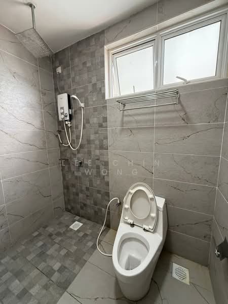 Service Residence for Sale at Pinnacle Tower - Lee Chin Wong - PropertyGuru.com.my