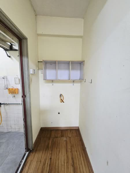Flat Taman Desa Cheras (Blok 1 3 5 7) untuk Untuk Dijual - RM 160,000, Apr 2026 - Interior - PropertyGuru.com.my