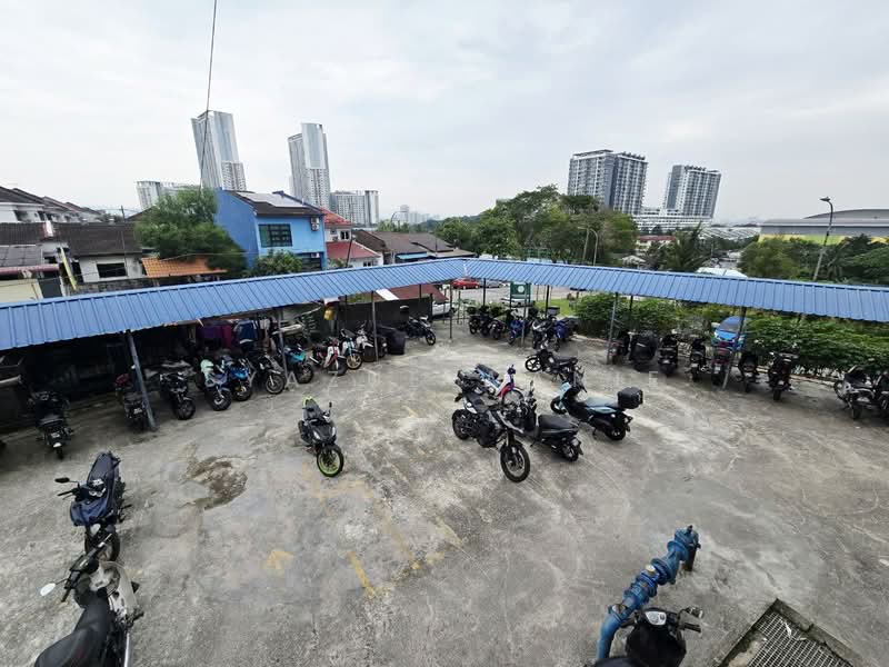 Flat Taman Desa Cheras (Blok 1 3 5 7) untuk Untuk Dijual - RM 160,000, Apr 2026 - Exterior - PropertyGuru.com.my