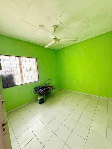 Flat for Sale at Flat Bandar Selesa Jaya @ Jalan Silat Gayong - Zephyr Khoo - PropertyGuru.com.my