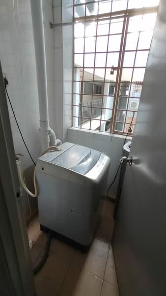 Abadi Indah untuk Untuk Disewa - RM 1,100 /bulan, Apr 2026 - Interior - PropertyGuru.com.my