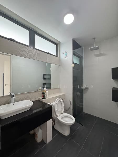 Cluster House for Sale in Eco Botanic (Iskandar Puteri (Nusajaya)) - Jermain Tee - Bathroom - PropertyGuru.com.my