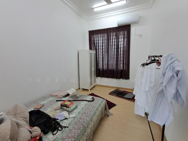 2-storey Terraced House for Sale in Setiawangsa (Kuala Lumpur) - Thoriq Suparman - Bedroom - PropertyGuru.com.my