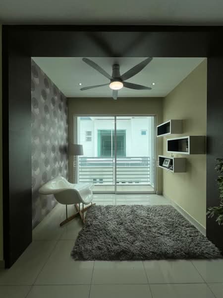 Cluster House for Sale in Taman Seri Austin (Tebrau) - Wee Howe - Balcony - PropertyGuru.com.my