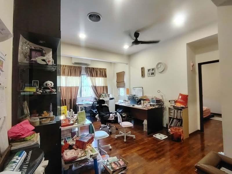 2-storey Terraced House for Sale in Sungai Long (Bandar Sungai Long) - HL Lau - Study - PropertyGuru.com.my