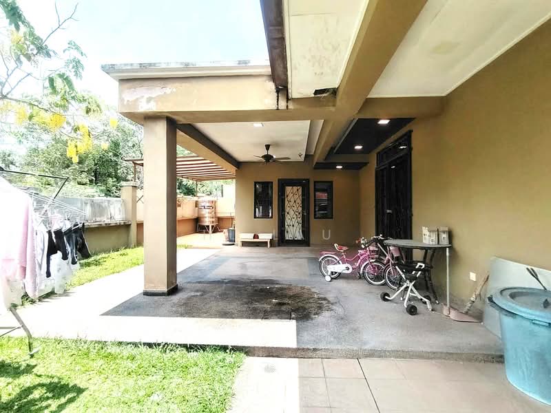2-storey Terraced House for Sale in Sungai Long (Bandar Sungai Long) - HL Lau - Exterior - PropertyGuru.com.my