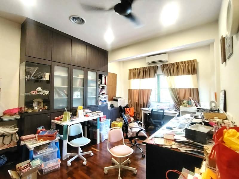 2-storey Terraced House for Sale in Sungai Long (Bandar Sungai Long) - HL Lau - Study - PropertyGuru.com.my