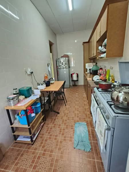 1-storey Terraced House for Sale in Senai (Kulai) - Peter Tan - Kitchen - PropertyGuru.com.my