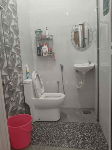 1-storey Terraced House for Sale in Senai (Kulai) - Peter Tan - Bathroom - PropertyGuru.com.my