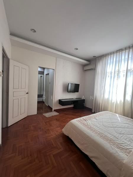 Semi-Detached House for Sale in Taman Pelangi Indah (Ulu Tiram) - Iden Tan - Bedroom - PropertyGuru.com.my