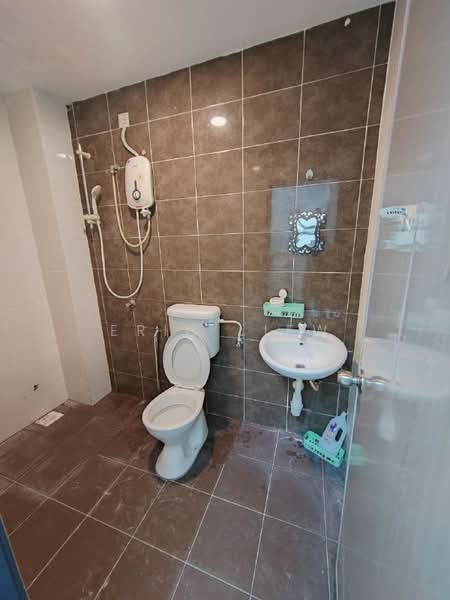 Apartment for Rent at Suria Residence - Eric Liew - Bathroom - PropertyGuru.com.my