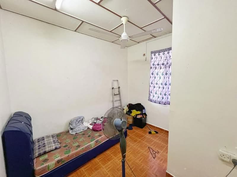 2-storey Terraced House for Sale in Taman Ungku Tun Aminah (Skudai) - Janlly Jong - Bedroom - PropertyGuru.com.my