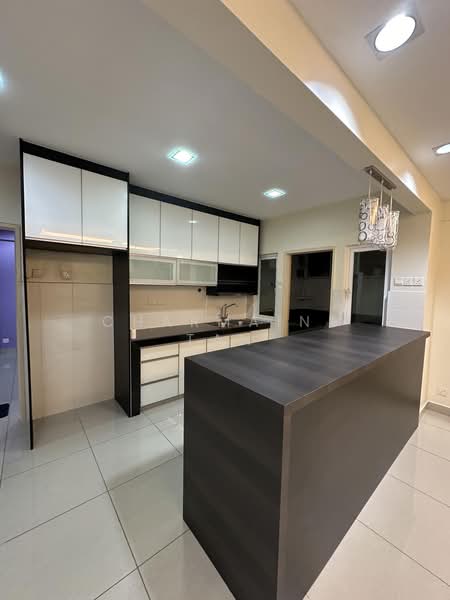 Kondominium untuk Dijual di First Residence (Residensi Unggul) - Charmaine Tan - Kitchen - PropertyGuru.com.my