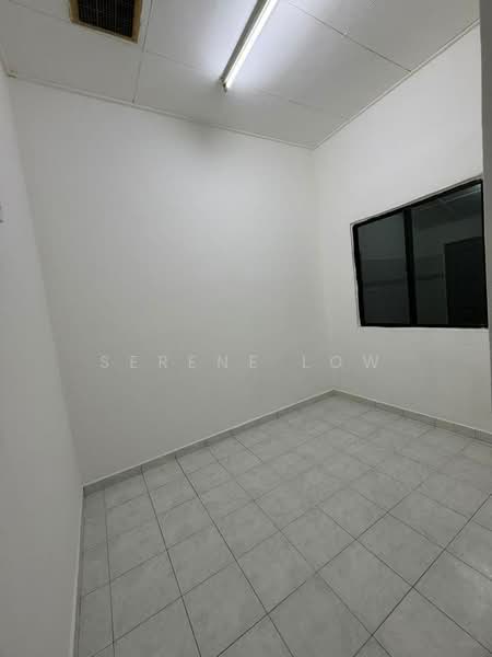 1-storey Terraced House for Sale in Bandar Putra (Kulai) - Serene Low - PropertyGuru.com.my