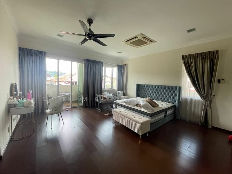 Semi-Detached House for Sale in Ampang Jaya (Ampang) - Cik Maya Abdul - Bedroom - PropertyGuru.com.my