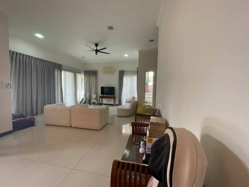 Semi-Detached House for Sale in Ampang Jaya (Ampang) - Cik Maya Abdul - Living Room - PropertyGuru.com.my