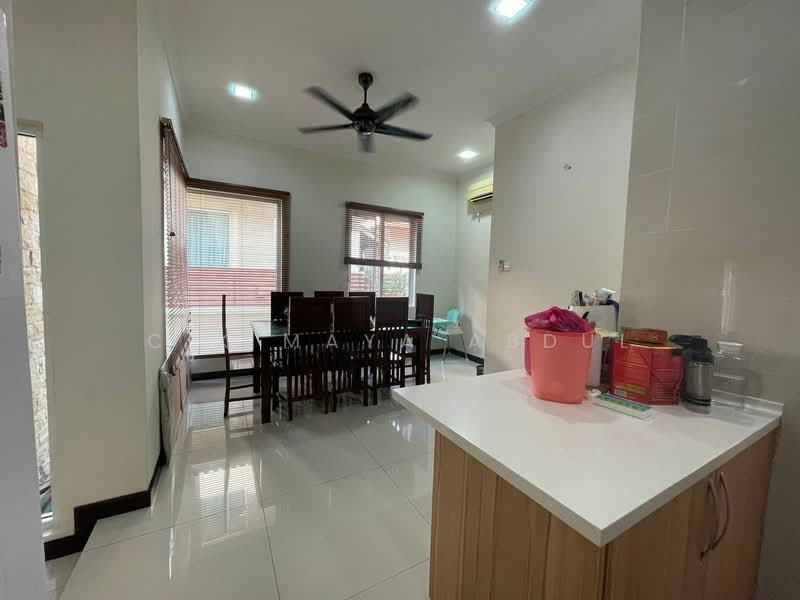 Semi-Detached House for Sale in Ampang Jaya (Ampang) - Cik Maya Abdul - Dining Room - PropertyGuru.com.my