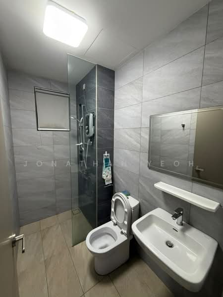 Condominium for Rent at Bennington Residences @ SkyArena - Jonathan Yeoh - Bathroom - PropertyGuru.com.my