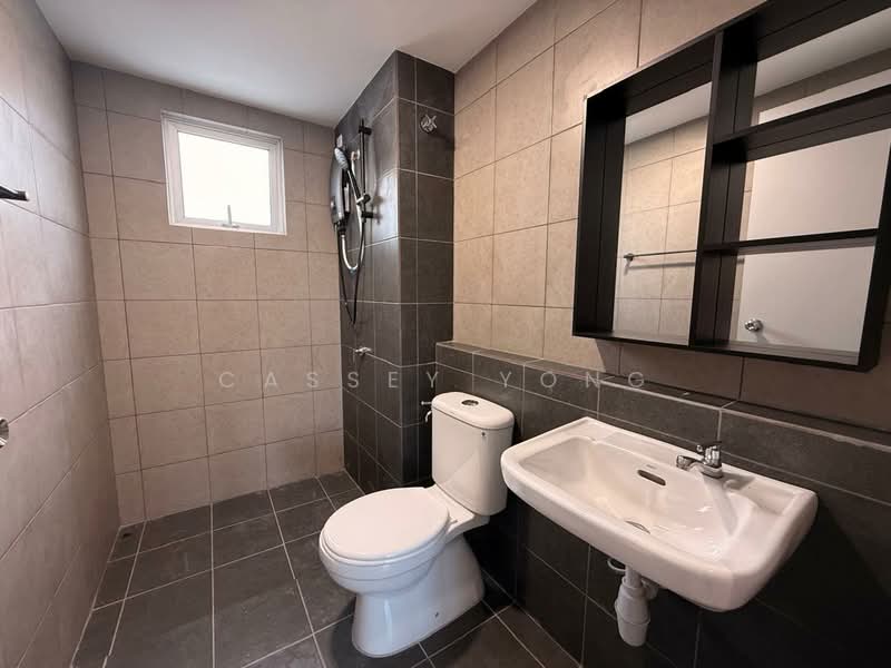 Condominium for Rent at Residensi Dutamas Dahlia - Cassey Yong - Bathroom - PropertyGuru.com.my