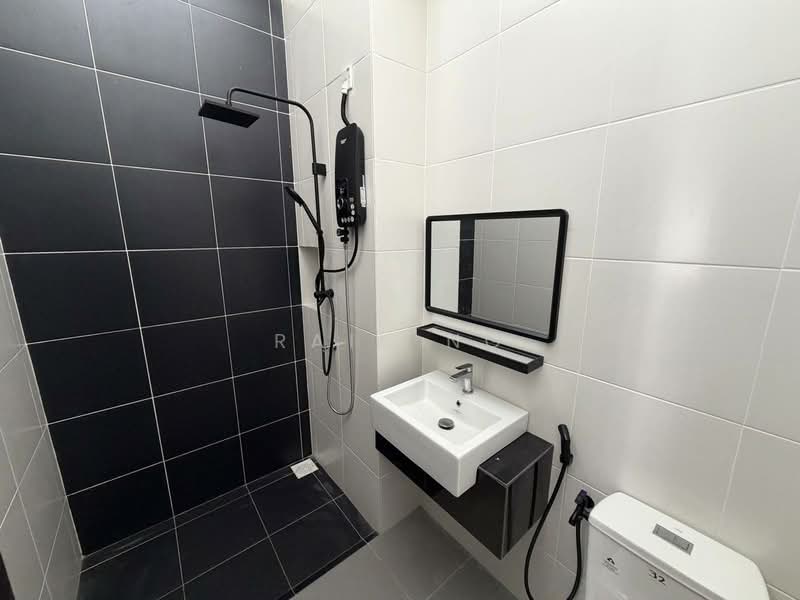 2-storey Terraced House for Rent in Iskandar Puteri (Nusajaya) (Johor) - Rain Ng - Bathroom - PropertyGuru.com.my