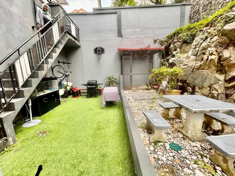 2.5-storey Terraced House for Sale in Ukay Perdana (Ulu Kelang) - Cik Maya Abdul - Exterior - PropertyGuru.com.my