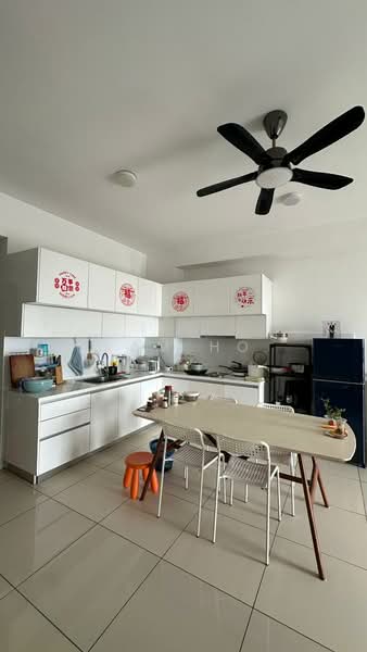 Service Residence for Rent at Putra Residence - Sam Ho - Kitchen - PropertyGuru.com.my