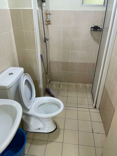 Koi Tropika untuk Untuk Disewa - RM 1,500 /bulan, Apr 2026 - Bathroom - PropertyGuru.com.my